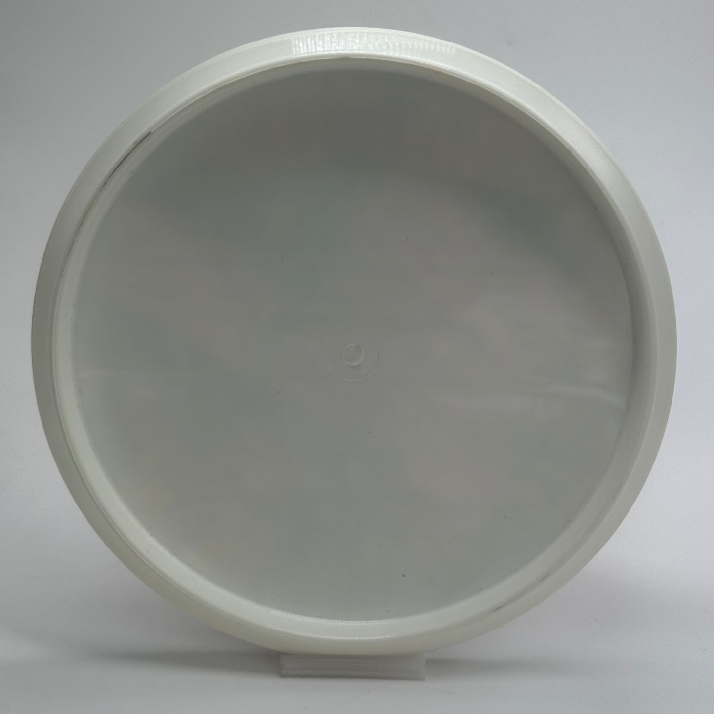 Used | Dynamic Discs Suspect | Fuzion | 2016 Hot Round DyeMax
