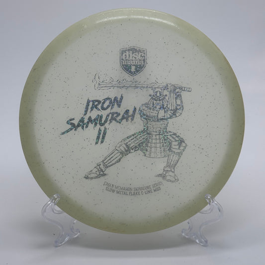 Discmania Iron Samurai 2 | Eagle McMahon Glow Metal Flake C-Line MD3 (Innova OOP)