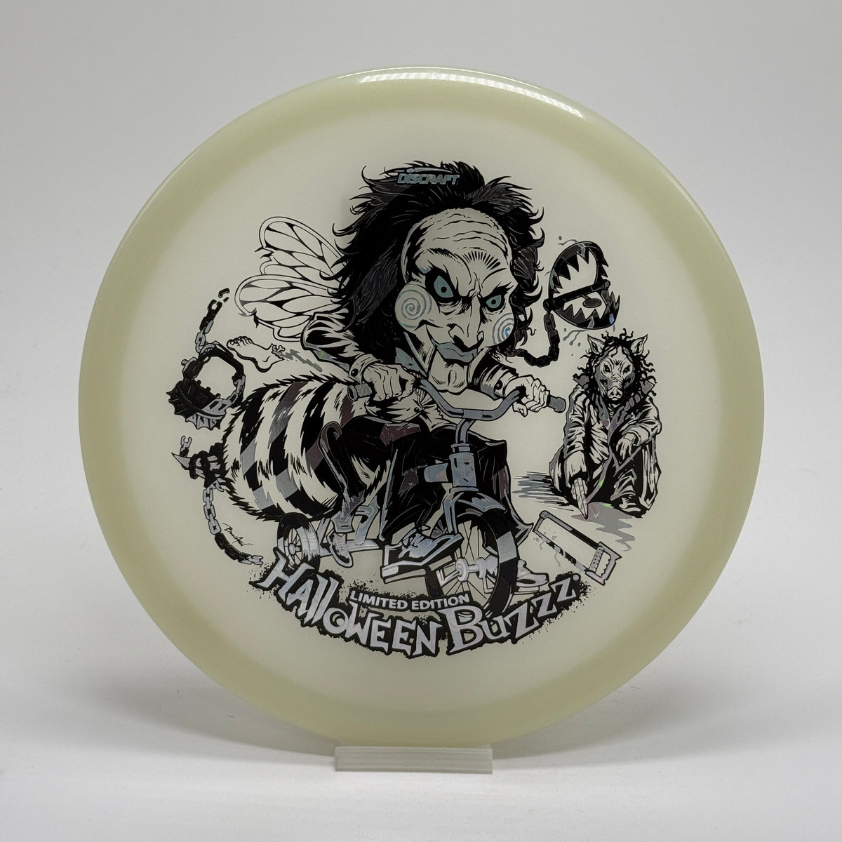 Discraft Buzzz | Mega Glo | Halloween 2026 Jigsaw