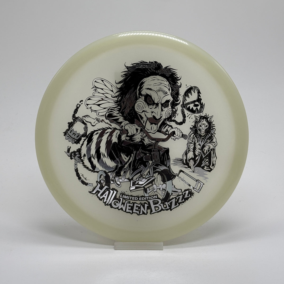 Discraft Buzzz | Mega Glo | Halloween 2026 Jigsaw