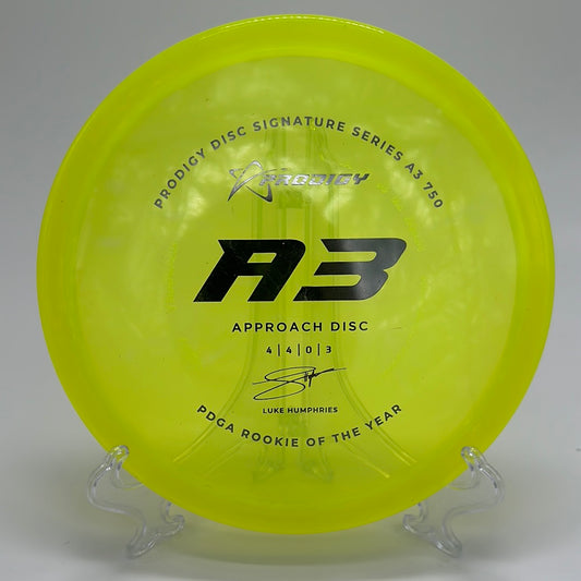 Prodigy A3 750 Luke Humphries Signature Series Rookie of the Year